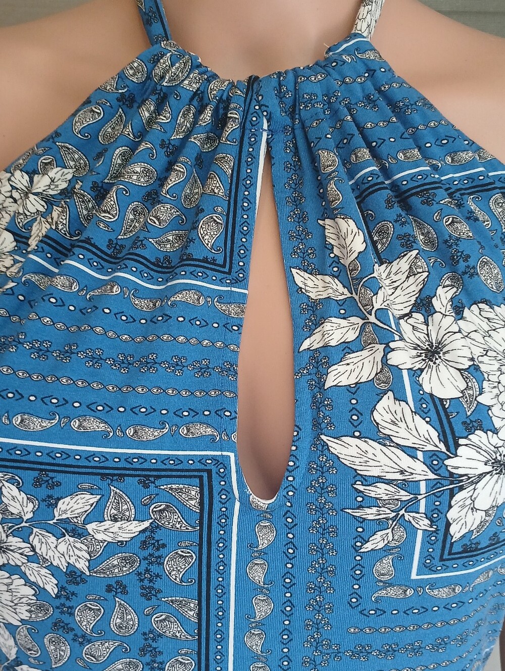 Studio F Blue Floral Halter Maxi Dress Sz 6 Spandex Preowed - Picture 5 of 11